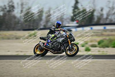 media/Apr-18-2025-TrackDaz (Fri) [[45f5874c44]]/C Group/Session 1 (Turn 7)/